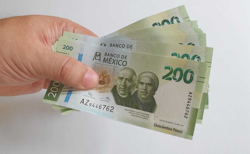 ¿Qué es la beca PILARES Bienestar 2025? (Foto: DeDinero)